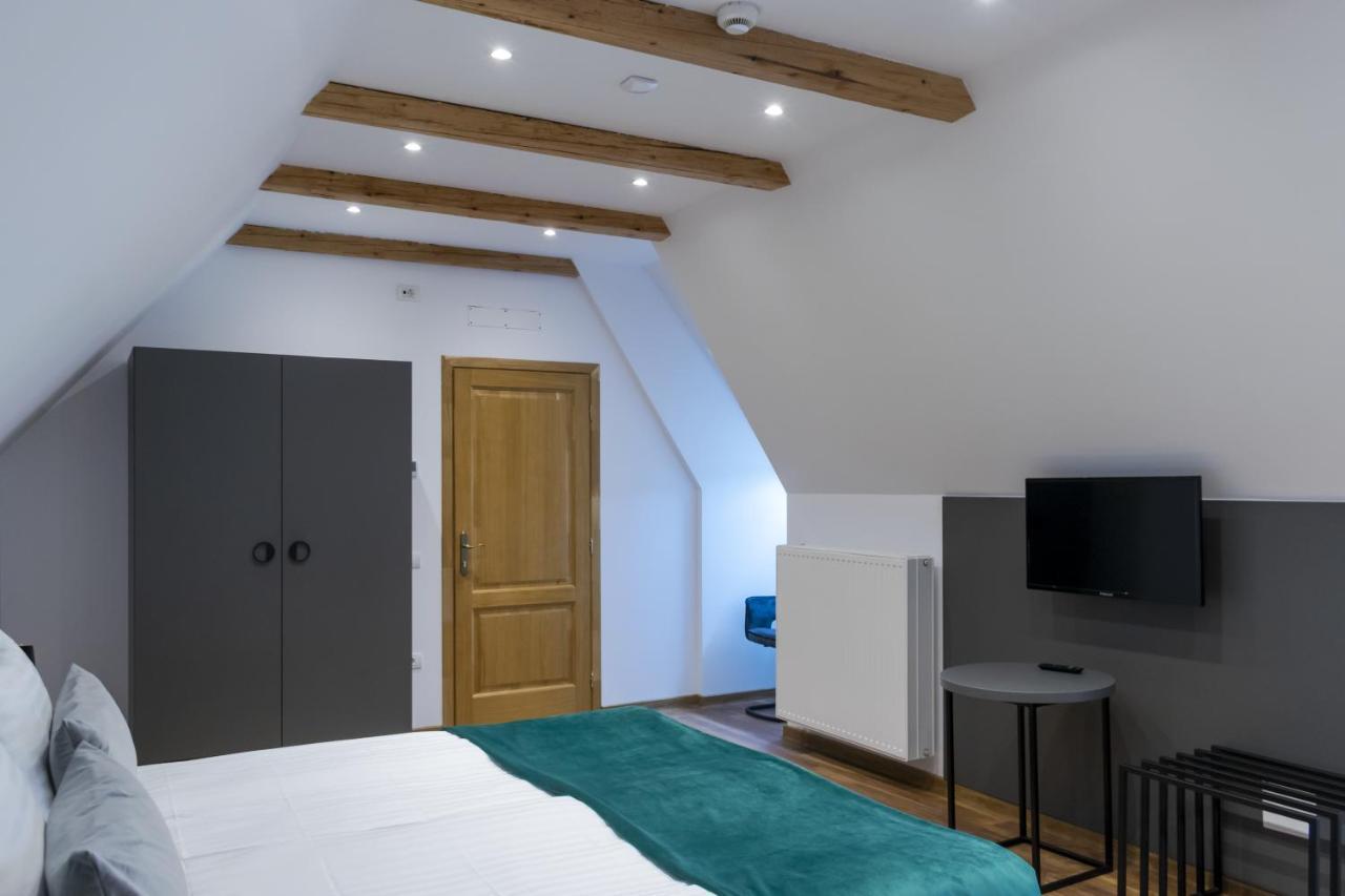 Prinz Gregor Hotel Braşov Buitenkant foto