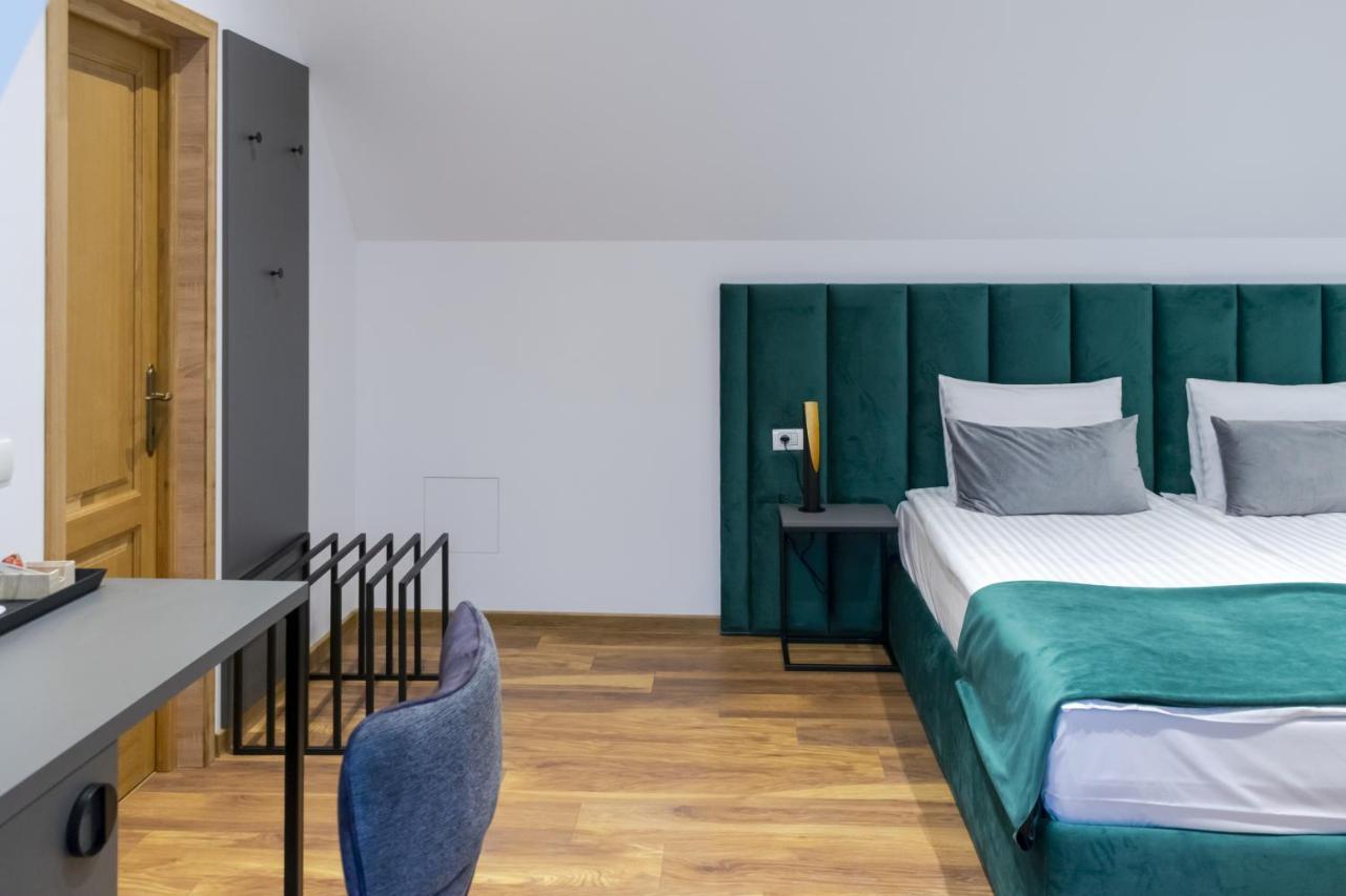 Prinz Gregor Hotel Braşov Buitenkant foto