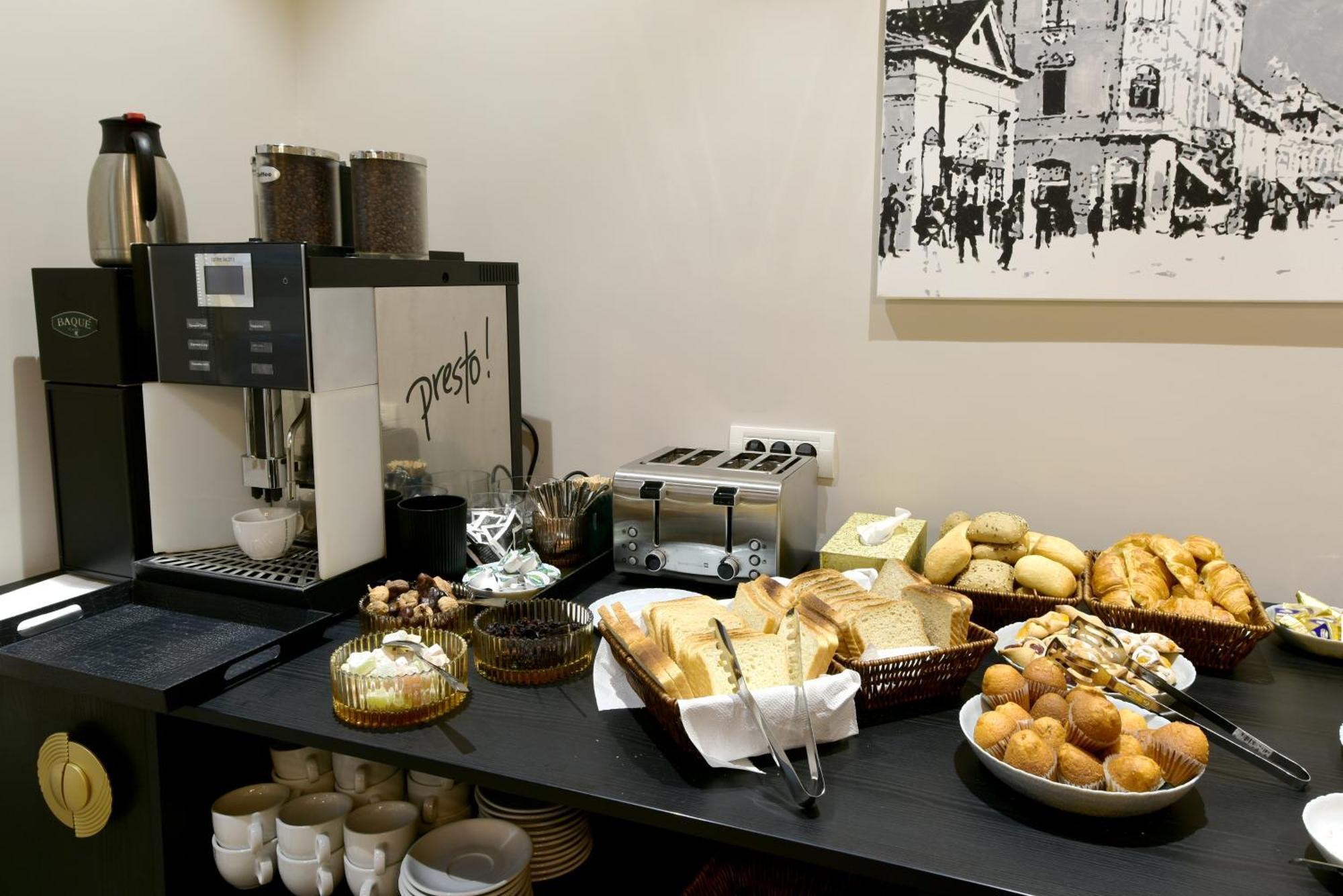 Prinz Gregor Hotel Braşov Buitenkant foto
