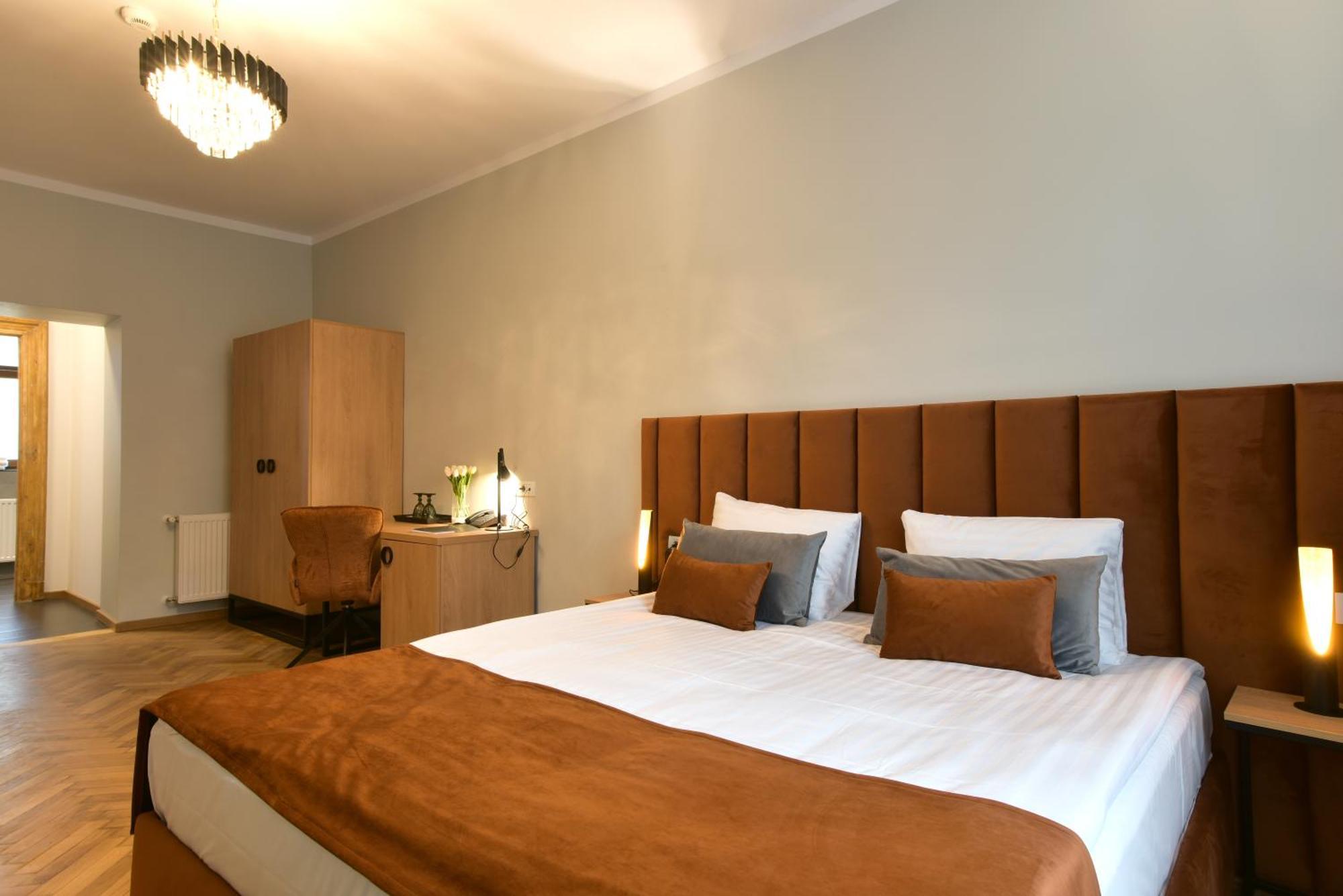 Prinz Gregor Hotel Braşov Buitenkant foto