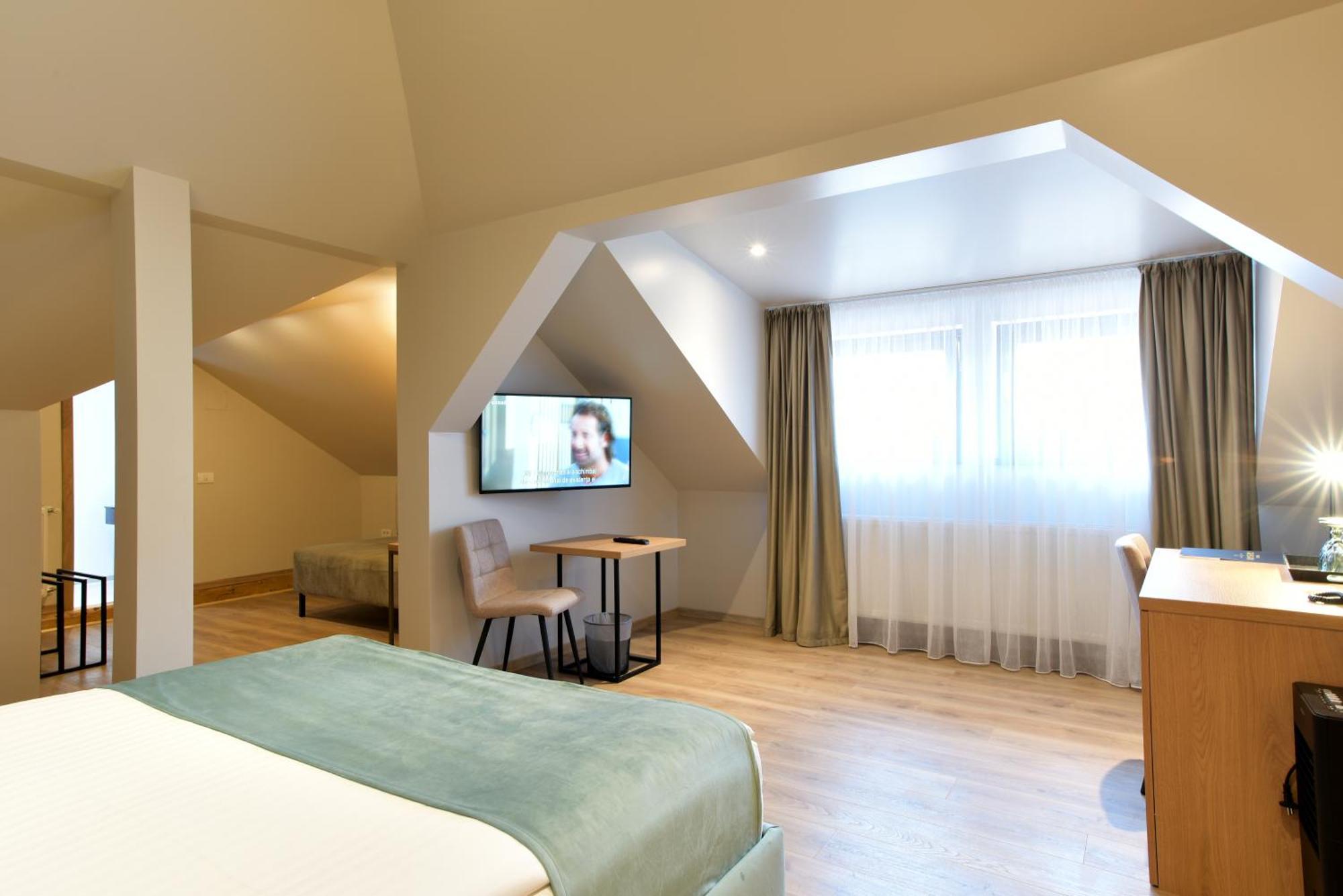Prinz Gregor Hotel Braşov Buitenkant foto