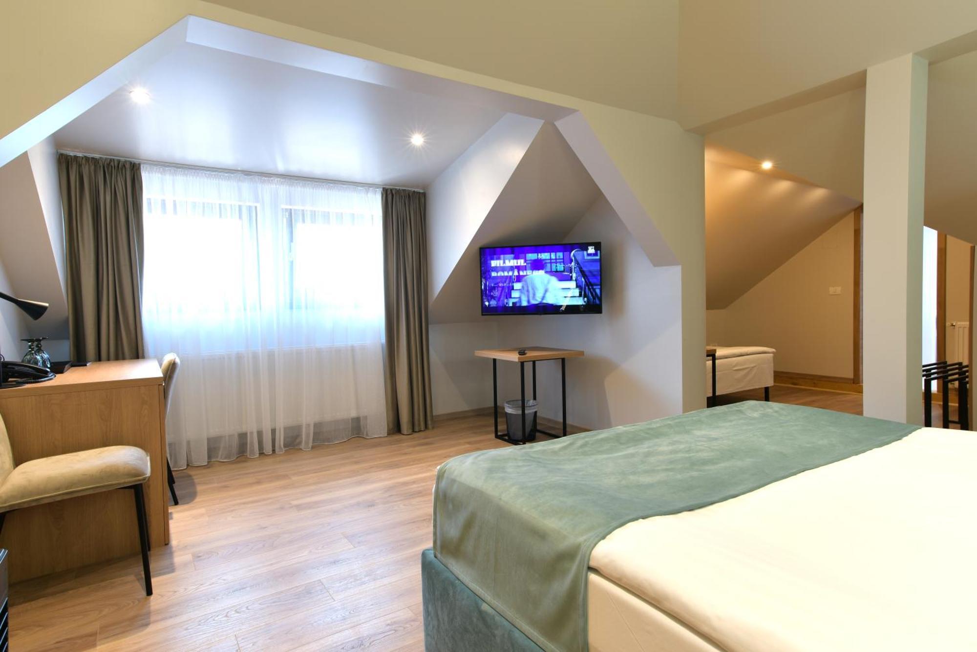 Prinz Gregor Hotel Braşov Buitenkant foto