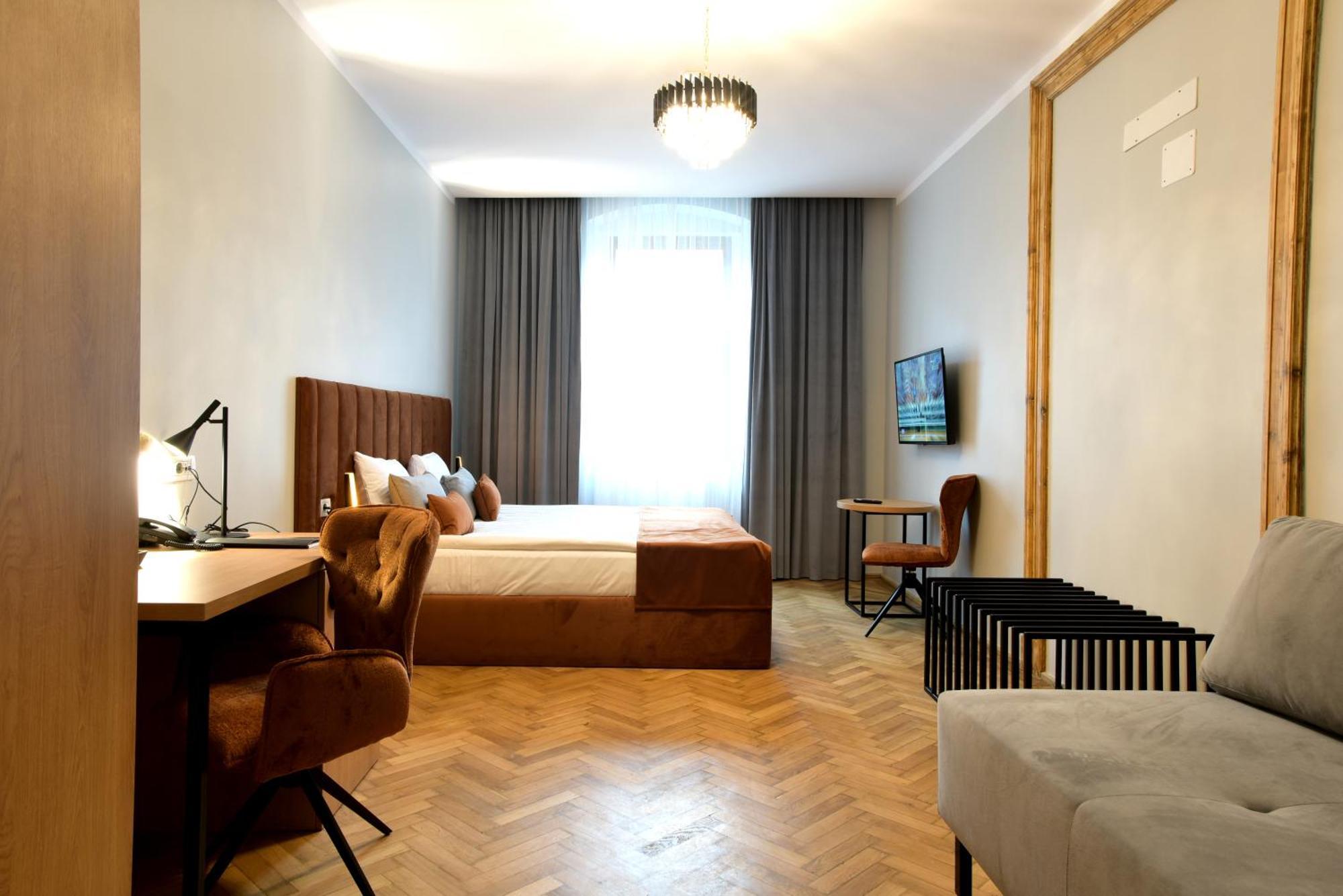 Prinz Gregor Hotel Braşov Buitenkant foto