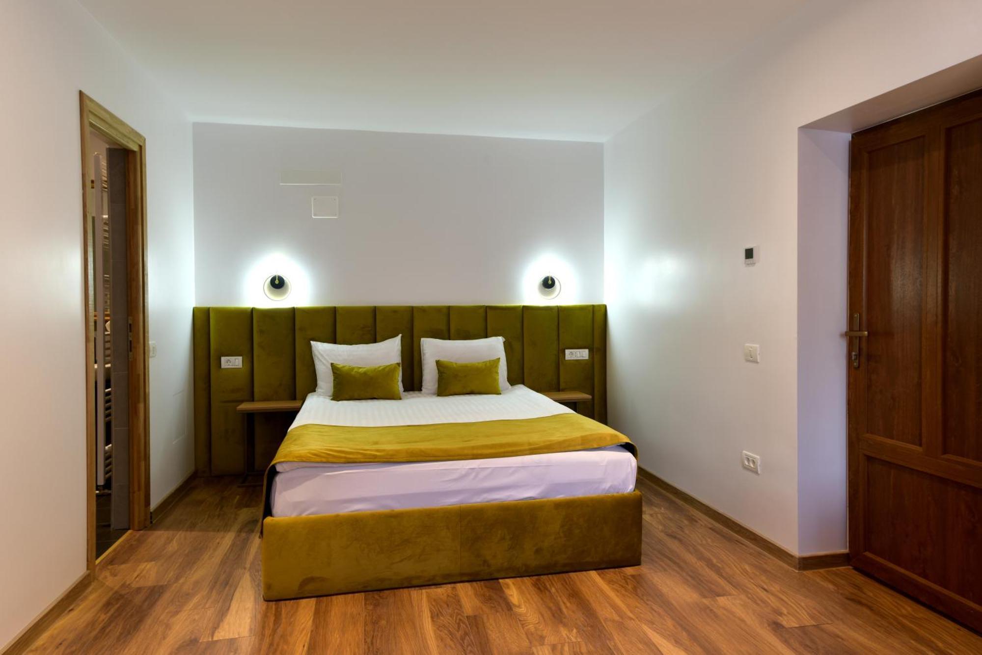 Prinz Gregor Hotel Braşov Buitenkant foto