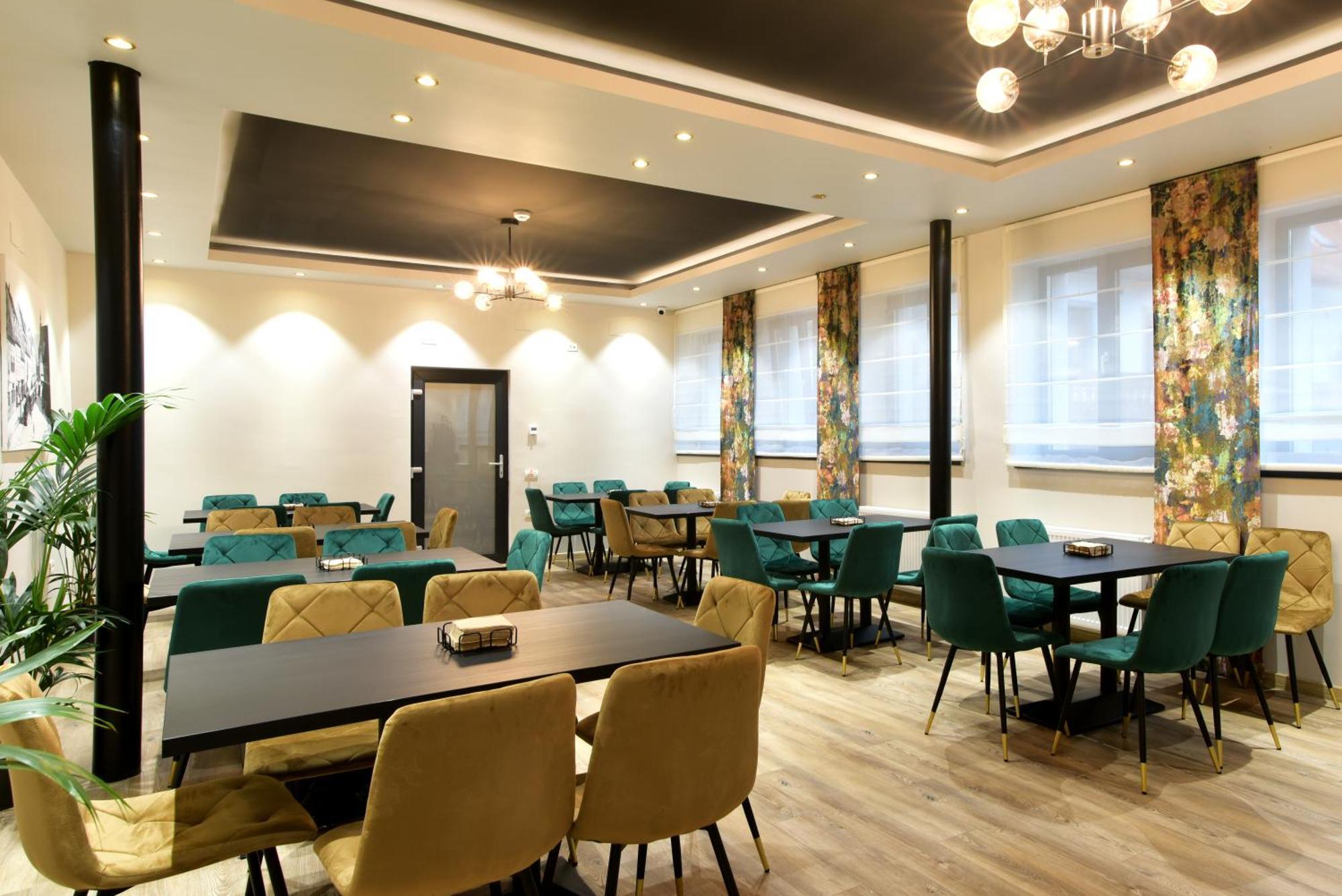 Prinz Gregor Hotel Braşov Buitenkant foto