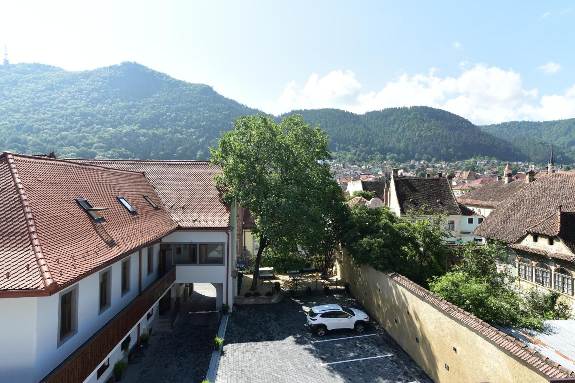 Prinz Gregor Hotel Braşov Buitenkant foto