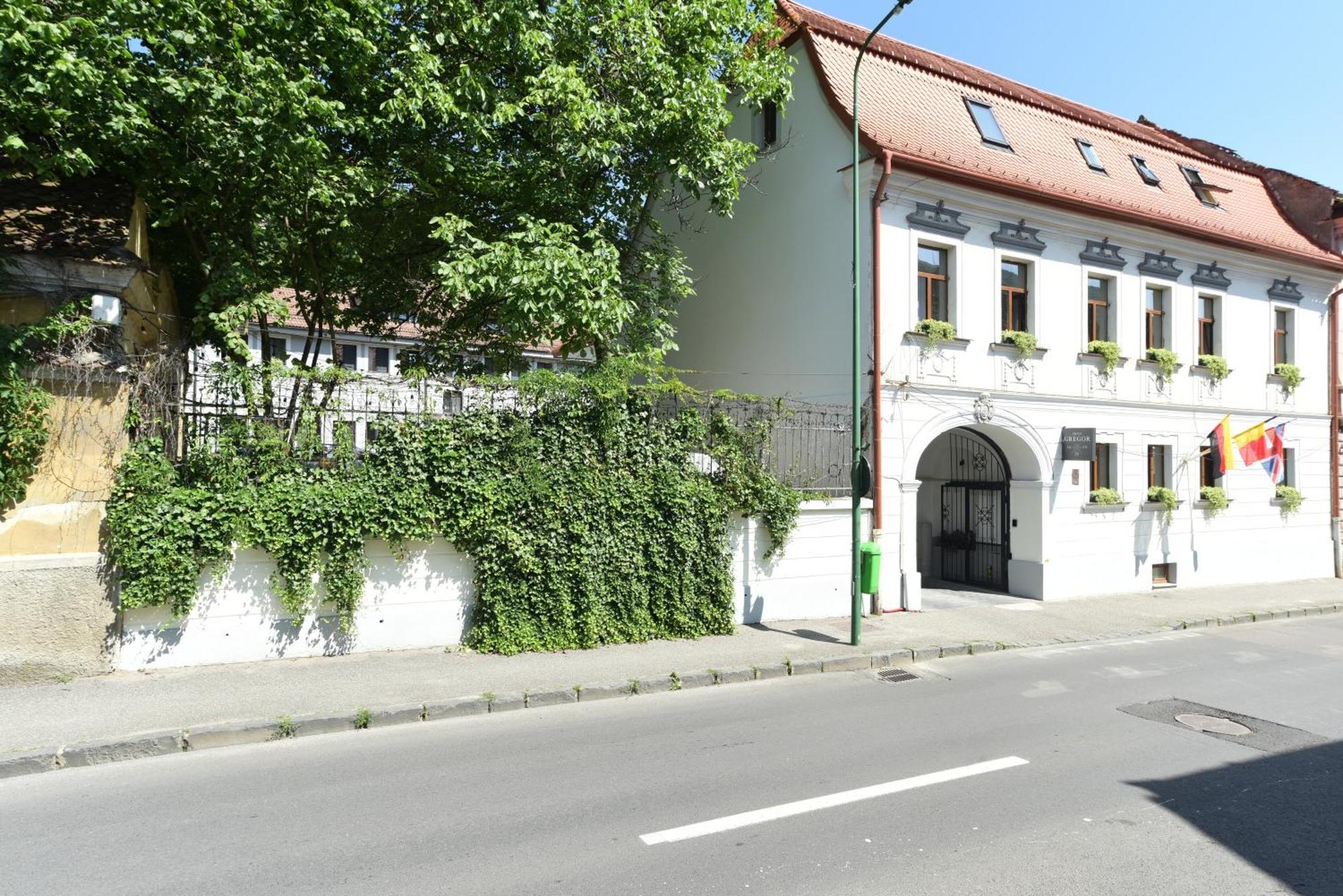 Prinz Gregor Hotel Braşov Buitenkant foto
